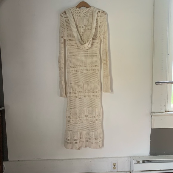 Vintage Y2K cream crochet hooded maxi cardigan - Picture 6 of 8